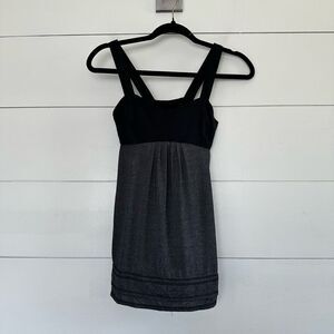 Lululemon Women’s 4 Black Grey Strappy Sports Bra Tank Top